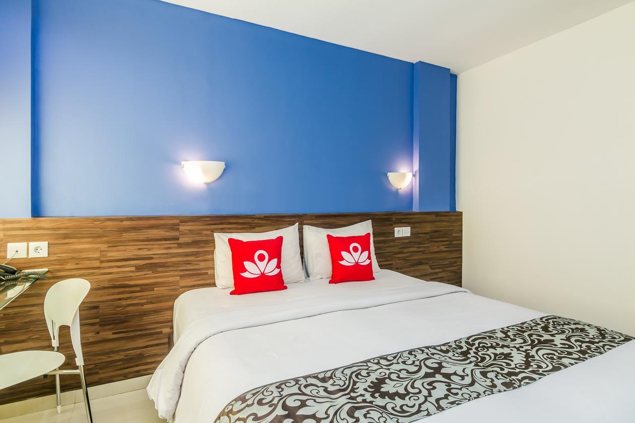 Zen Rooms Basic Jimbaran Taman Mulia Exterior photo