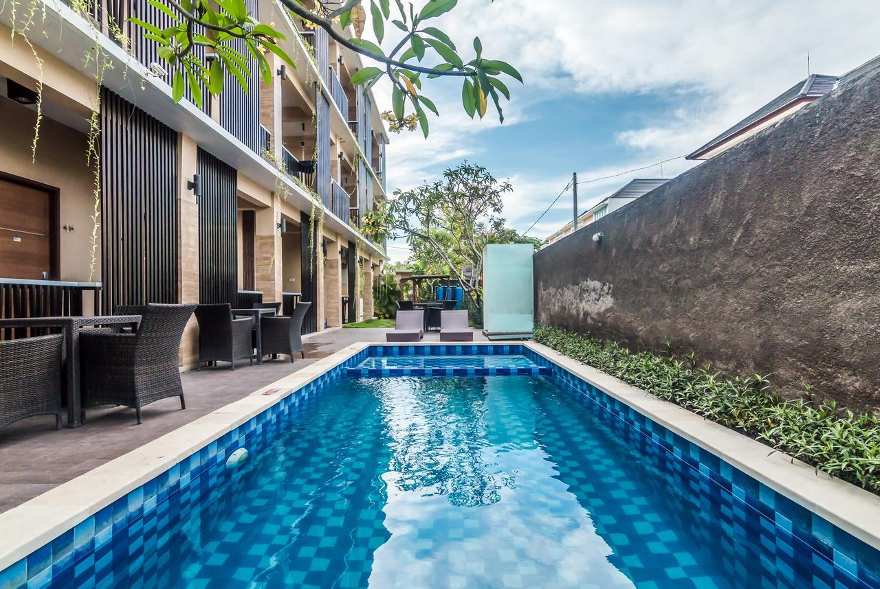 Zen Rooms Basic Jimbaran Taman Mulia Exterior photo